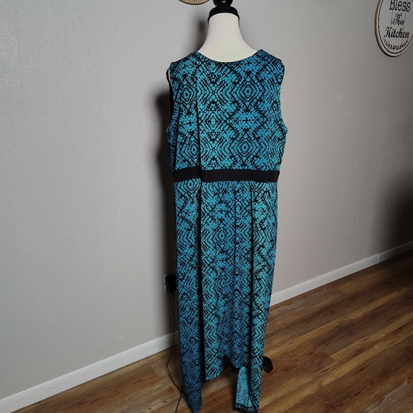 Catherines Blue and Black Asymmetrical Dress 1X - Picture 4 of 5